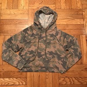 Tresics Faded Camo Hooded Crop Top